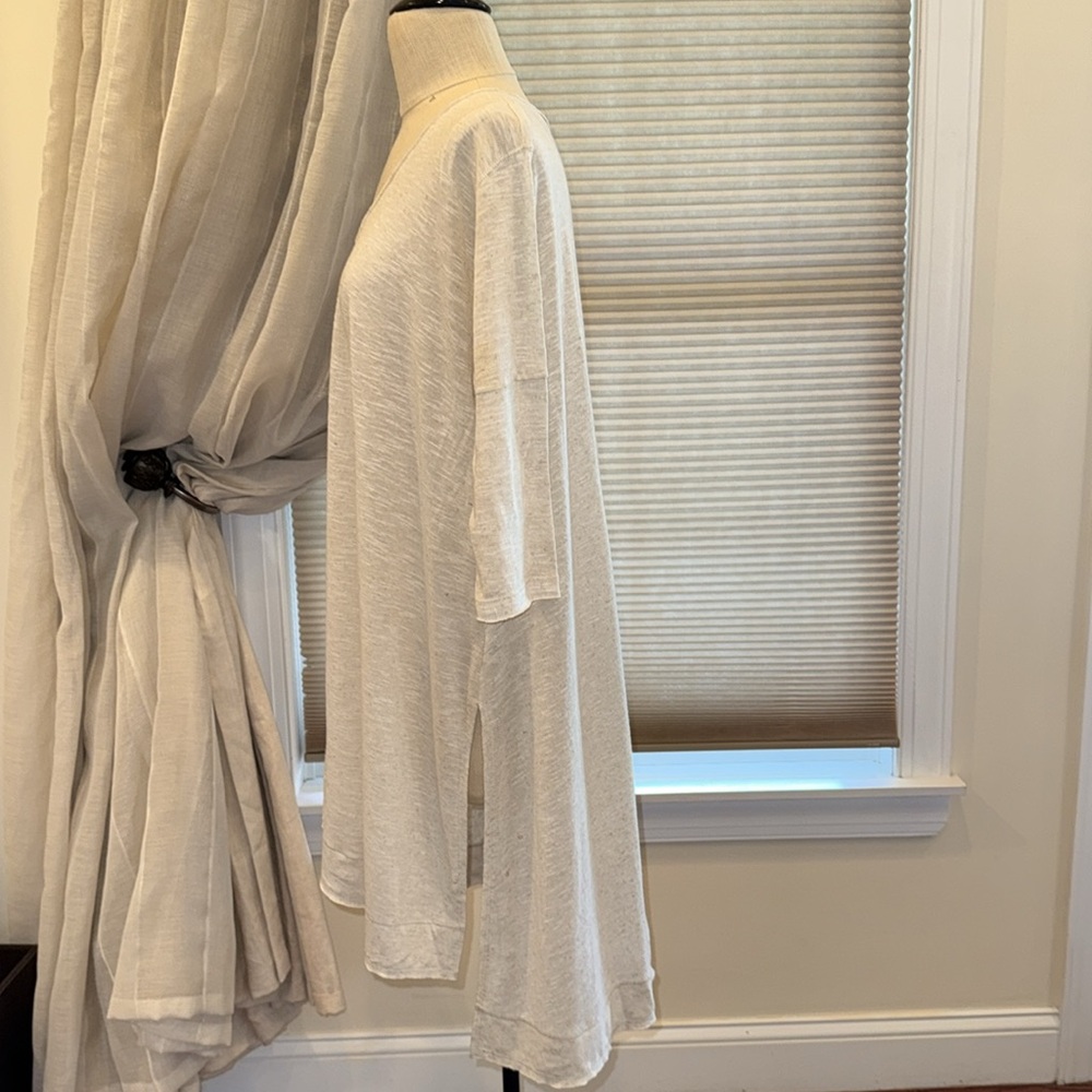 Free People “We the Free” Oversized Hi Low Linen Poly Flowy Slub Tunic - Picture 2 of 6